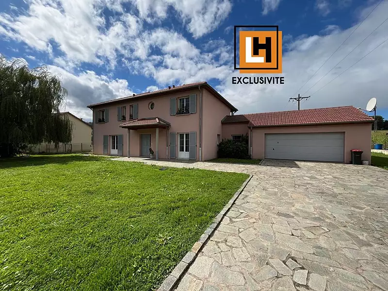 Maison, 204 m²