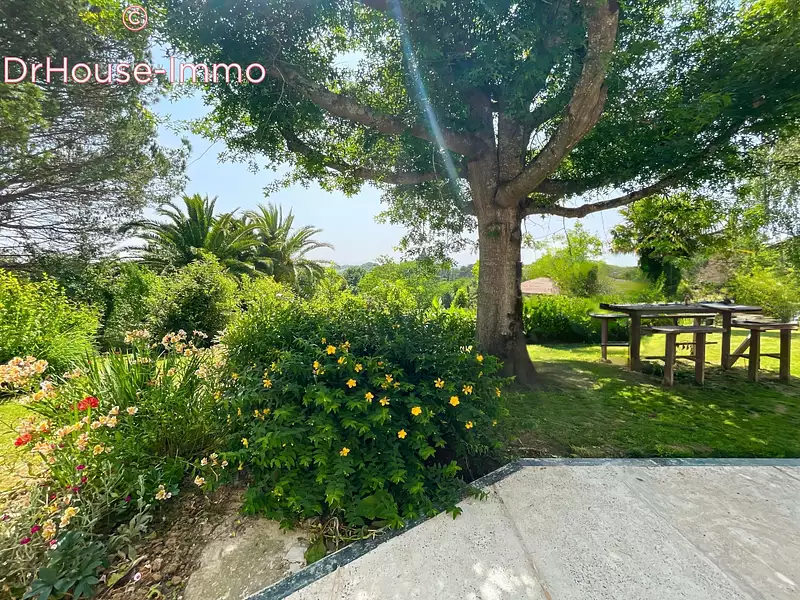 Maison, 180 m²