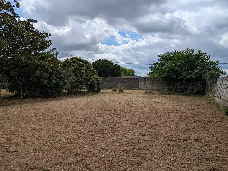 Terrain, 630 m²
