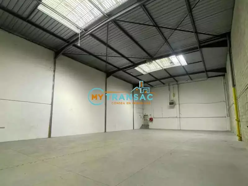 Divers, 3 427 m²