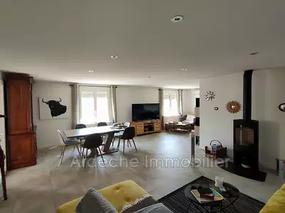 Maison, 195 m²