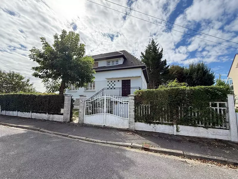 Maison, 163 m²