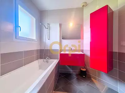 Maison, 83 m²