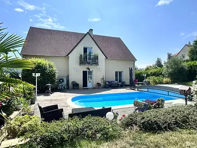 Maison, 275 m²