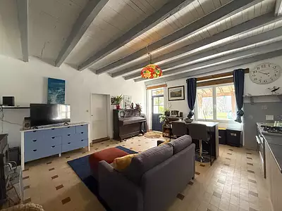 Maison, 250 m²