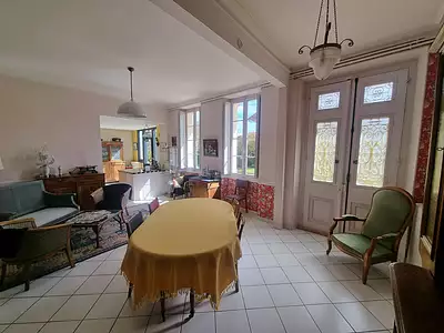 Maison, 180 m²