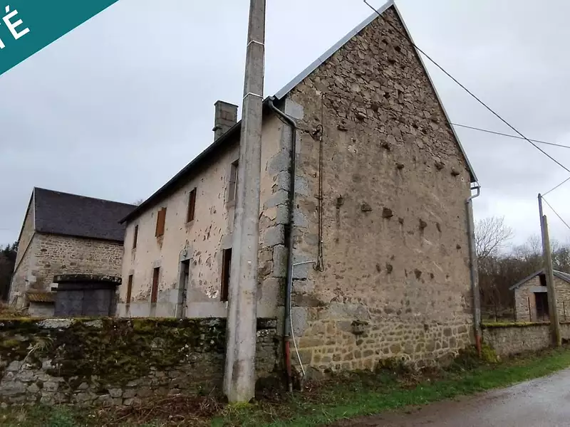 Maison, 1 920 m²