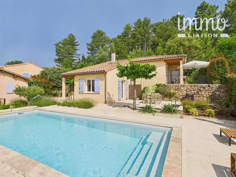 Maison, 84 m²