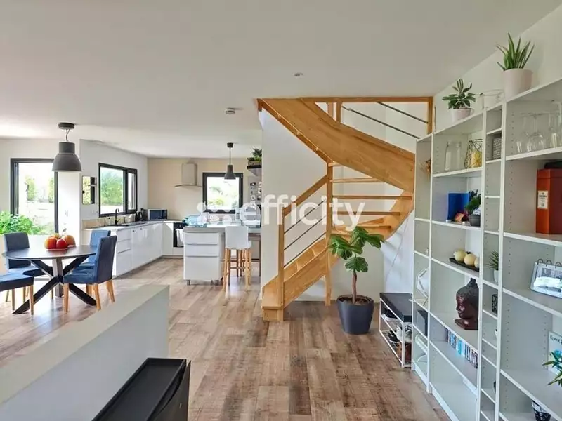 Maison, 126 m²