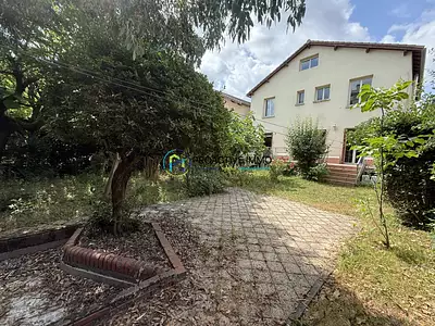 Maison, 194 m²