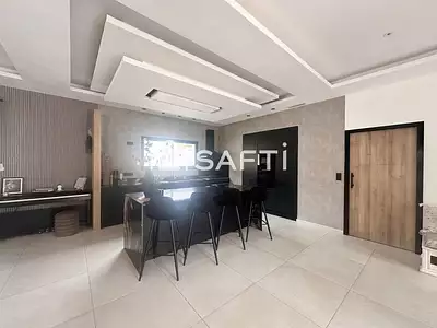 Maison, 226 m²