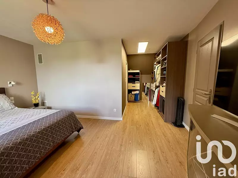 Maison, 220 m²