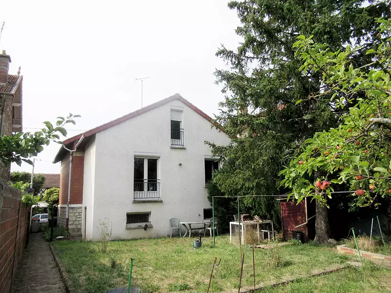 Maison, 92 m²