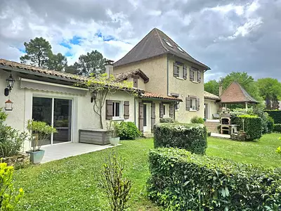 Maison, 220 m²