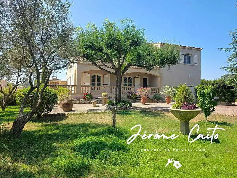 Maison, 178 m²