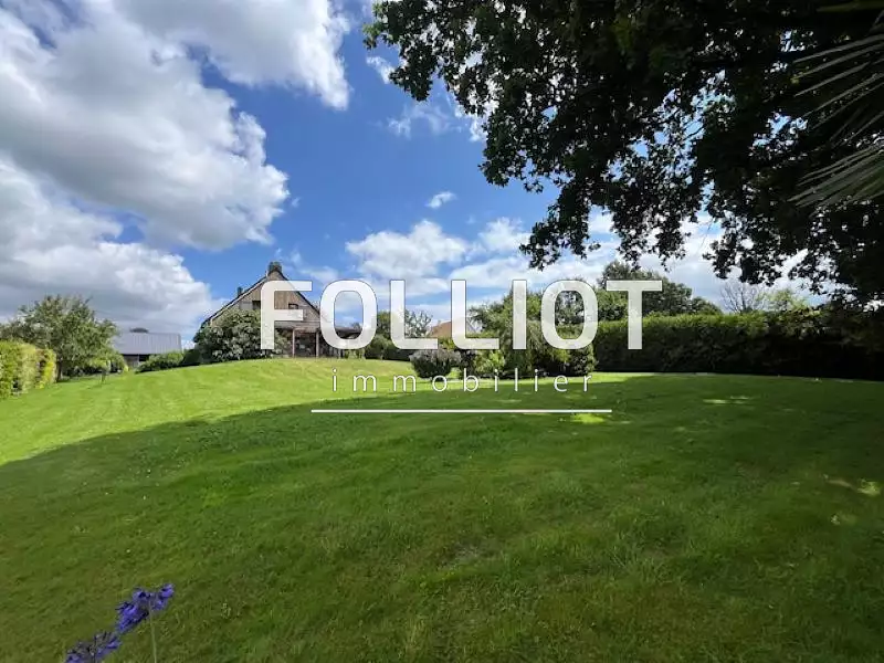 Maison, 166 m²