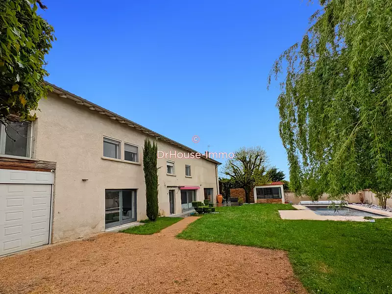 Maison, 270 m²