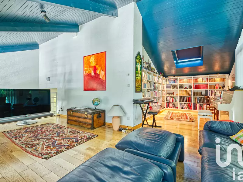 Maison, 220 m²