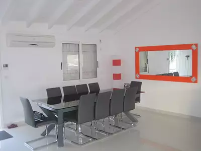 Maison, 230 m²