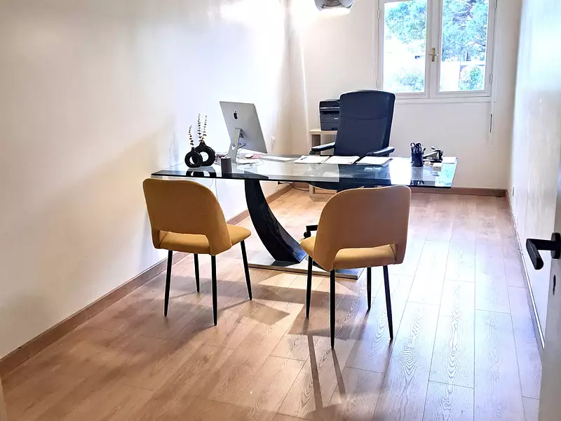 Divers, 15 m²