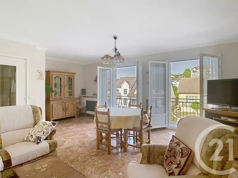 Maison, 279 m²