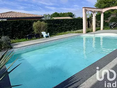 Maison, 121 m²