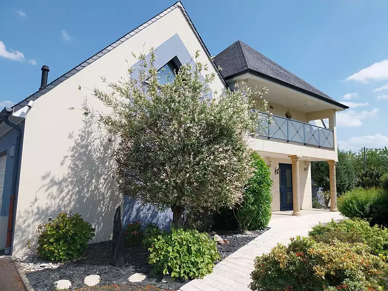Maison, 272 m²