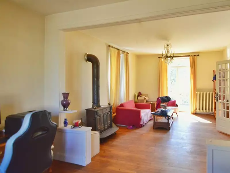 Maison, 218 m²