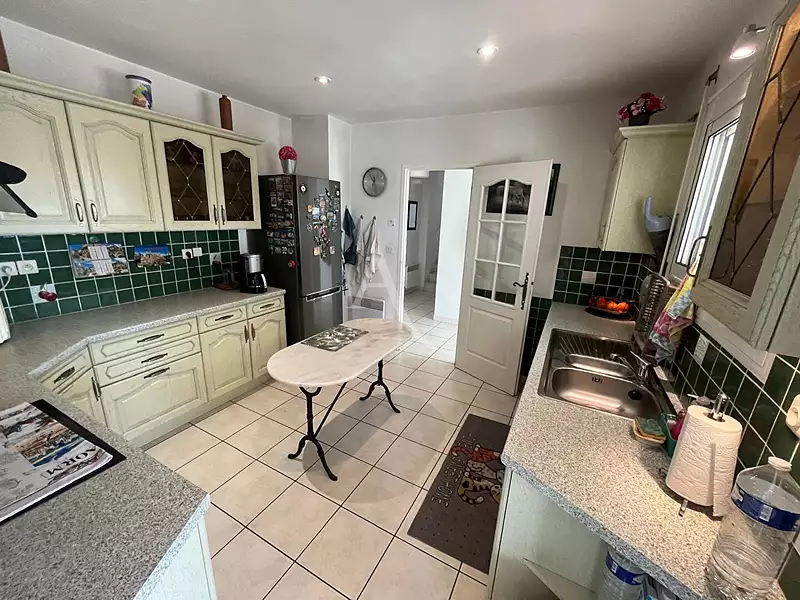 Maison, 170 m²