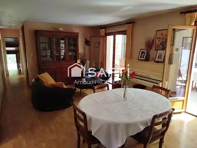Maison, 174 m²