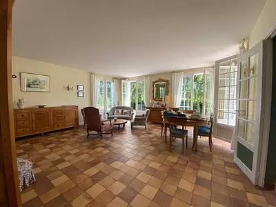 Maison, 218 m²