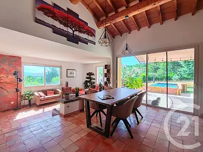 Maison, 138 m²