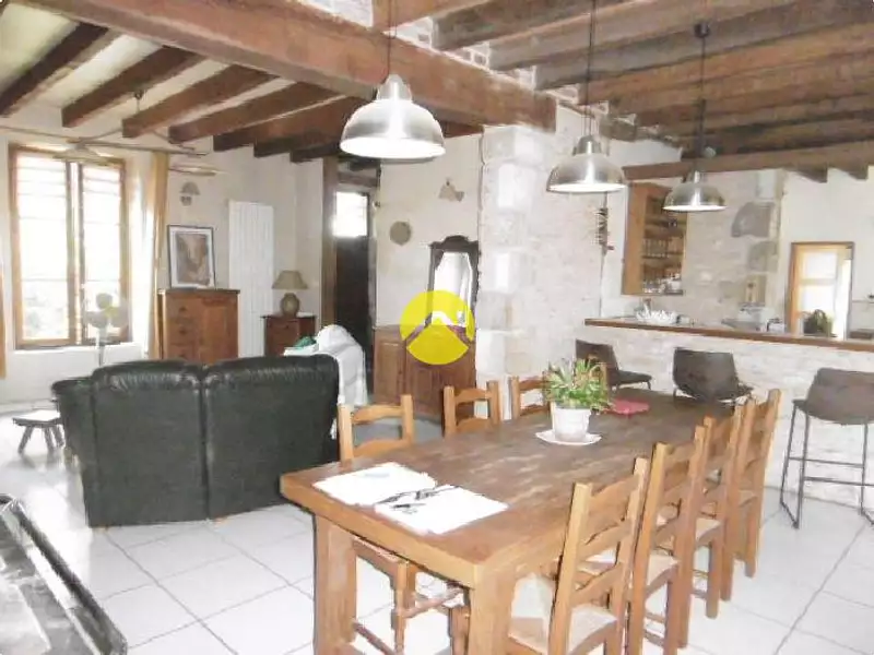 Maison, 176 m²
