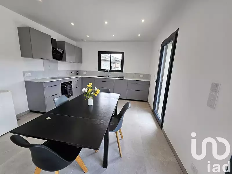 Maison, 106 m²