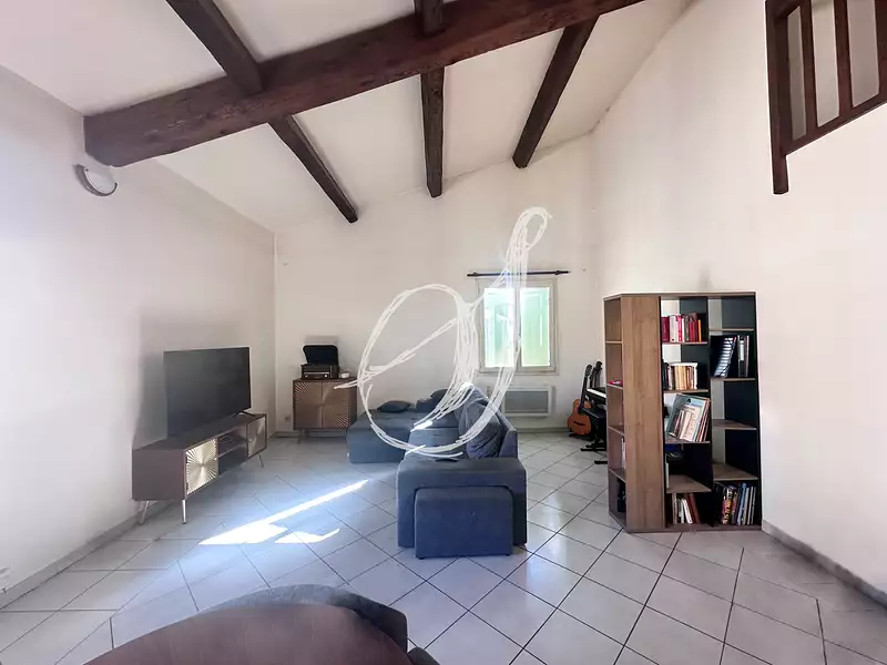 Immeuble, 239 m²