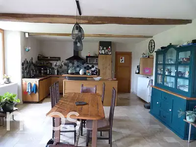 Maison, 220 m²