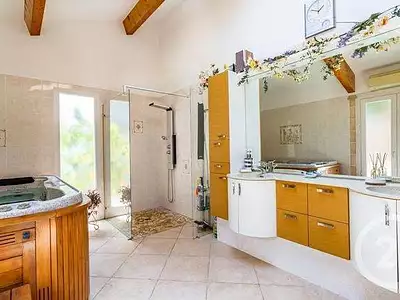 Maison, 183 m²