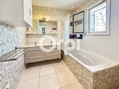Maison, 140 m²