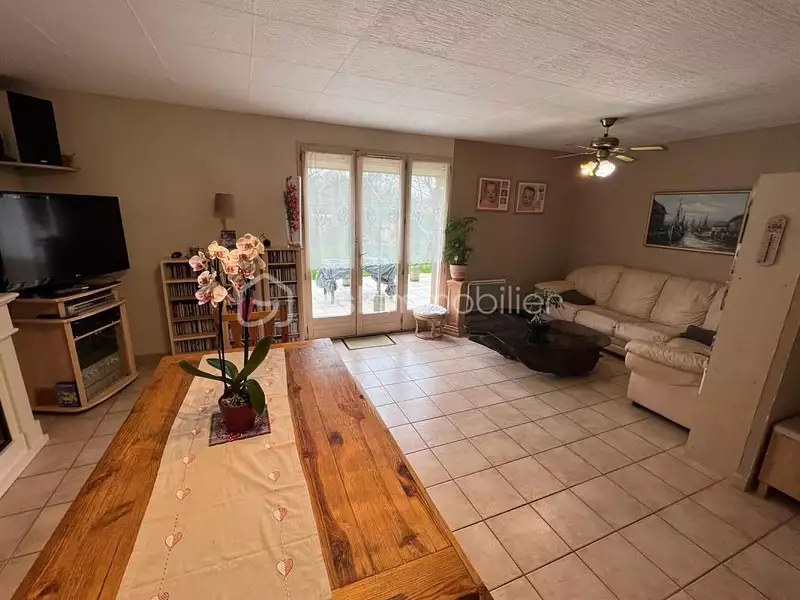 Maison, 205 m²