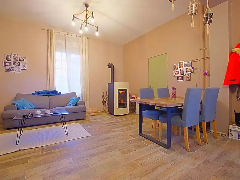 Maison, 733 m²