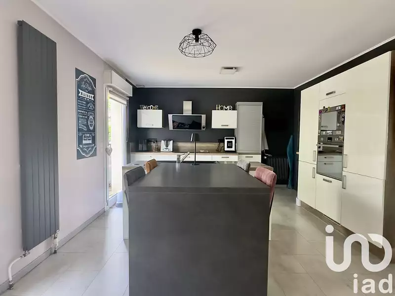 Maison, 140 m²