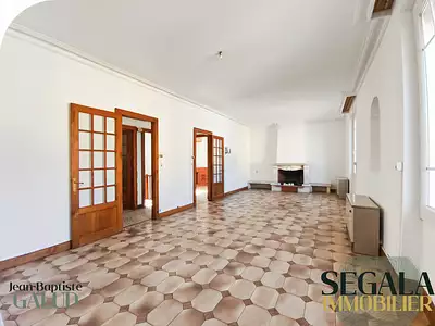 Maison, 210 m²