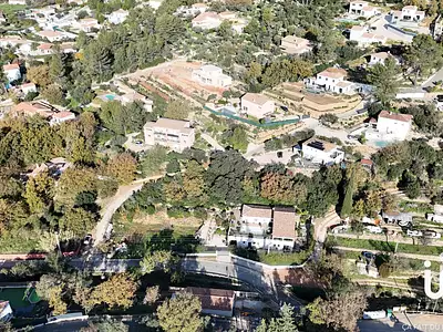Terrain, 1 843 m²