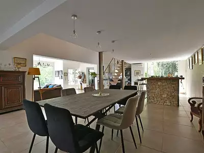 Maison, 210 m²