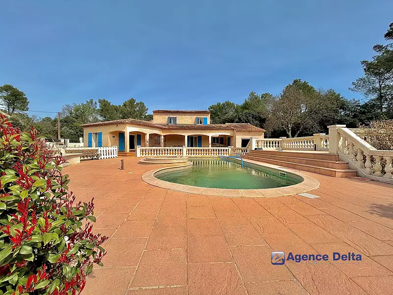 Maison, 182,93 m²