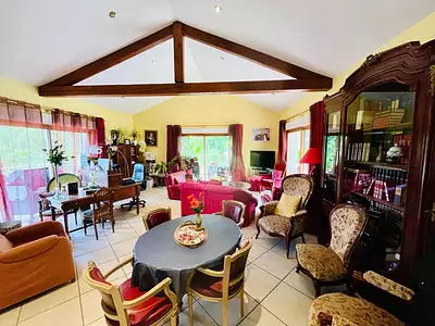 Maison, 345 m²