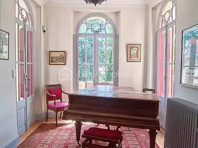 Maison, 210 m²