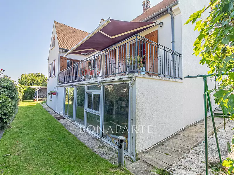 Maison, 158 m²
