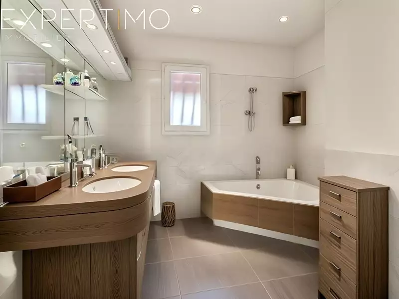 Maison, 140 m²