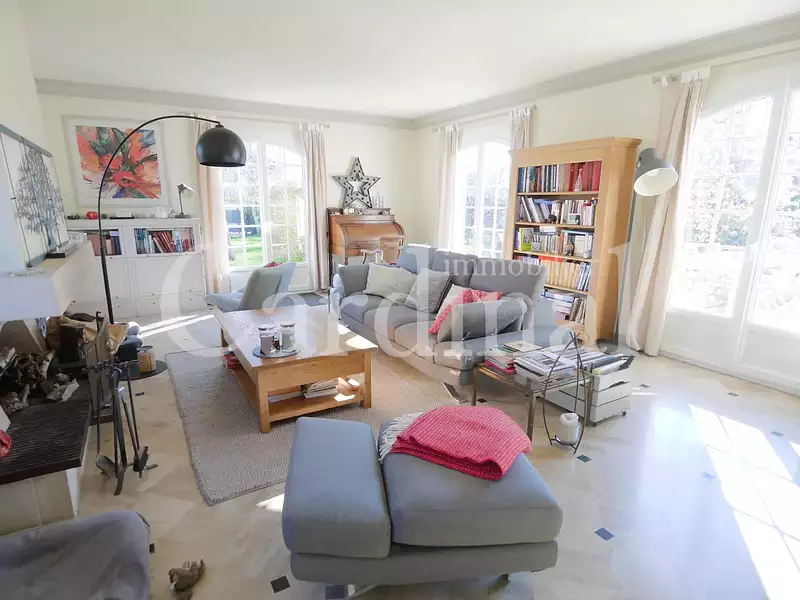 Maison, 170 m²